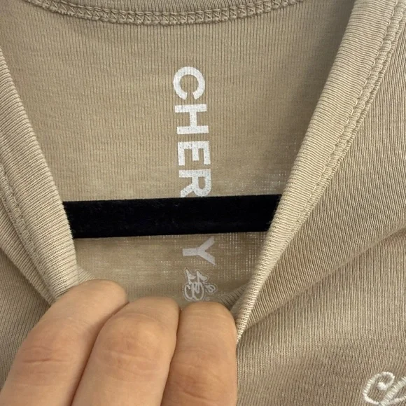 Cherry LA Baby Tee NWOT - Picture 4 of 5